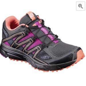 Salomon Tennis Shoes